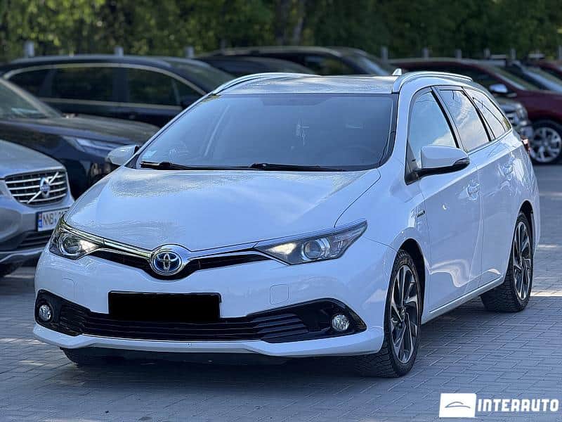 Toyota Auris 2015