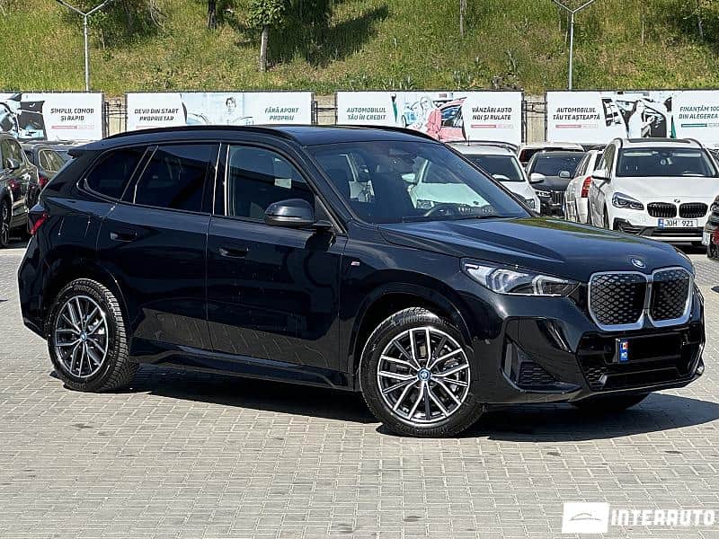 BMW iX1 xDrive30 2025