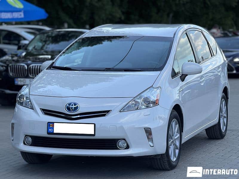 Toyota Prius Plus / V 2012
