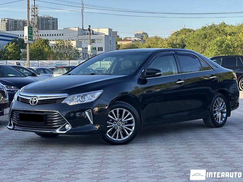 Toyota Camry 2017