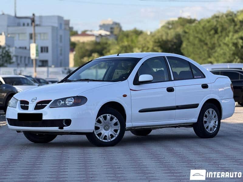 Nissan Almera 2005