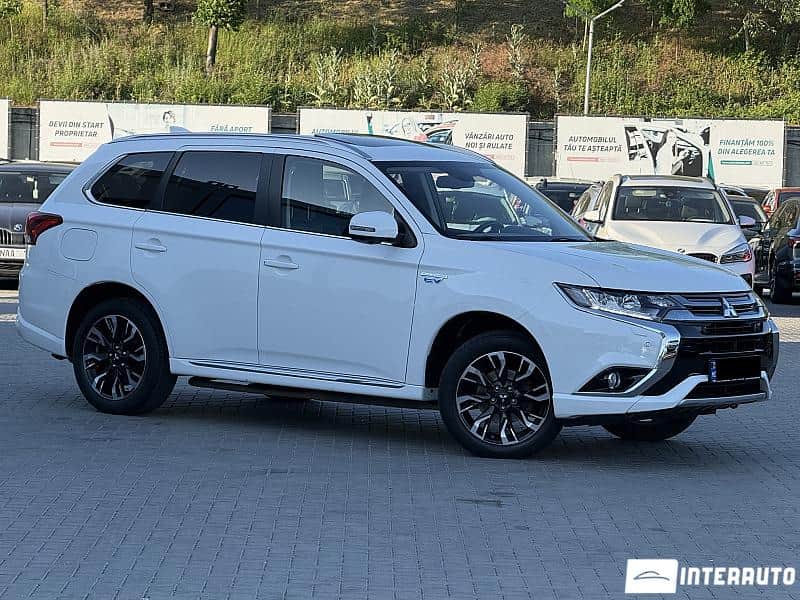 Mitsubishi Outlander 2015