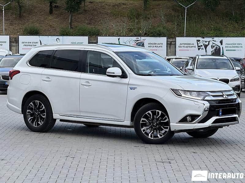 Mitsubishi Outlander 2015