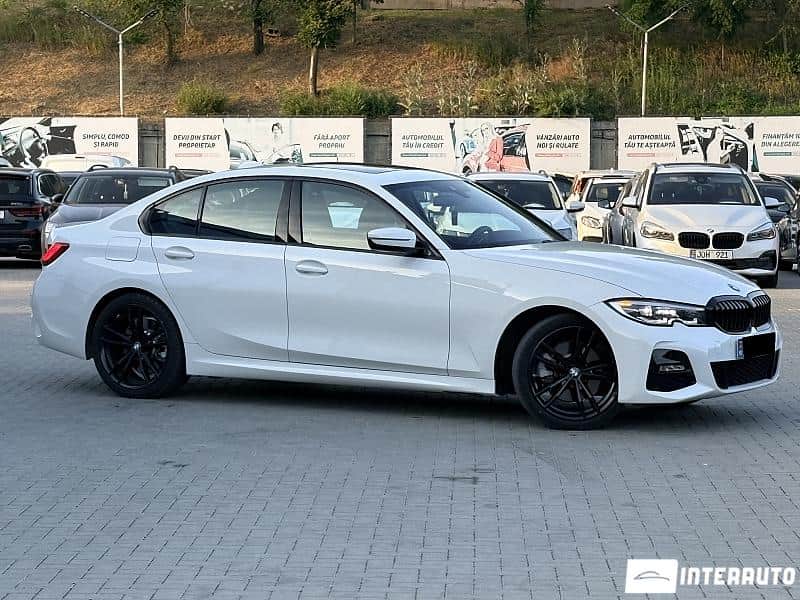 2020 BMW 330