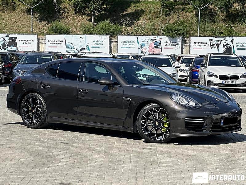 Porsche Panamera S 2015