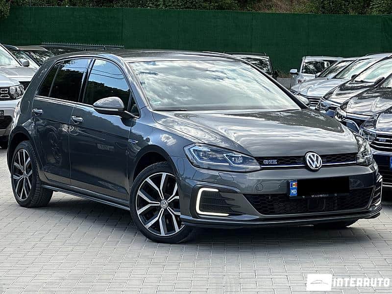 2018 Volkswagen Golf GTE