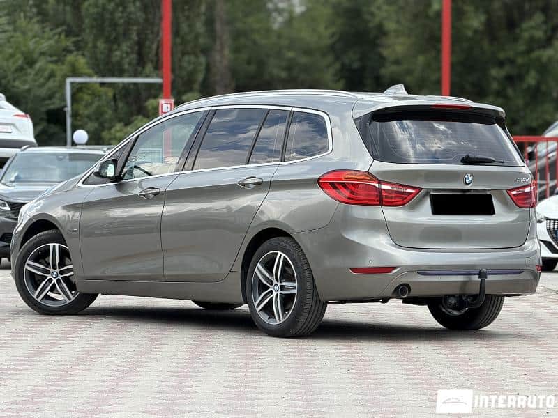BMW 216d 3