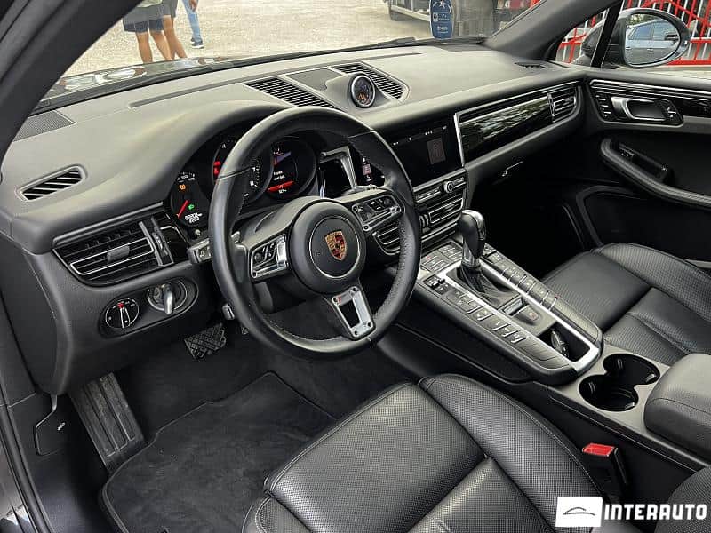 Porsche Macan 5