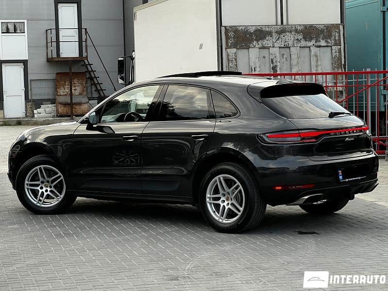 Porsche Macan 4