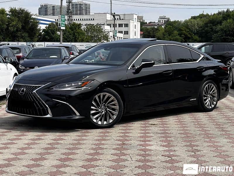 Lexus ES 300h 2022