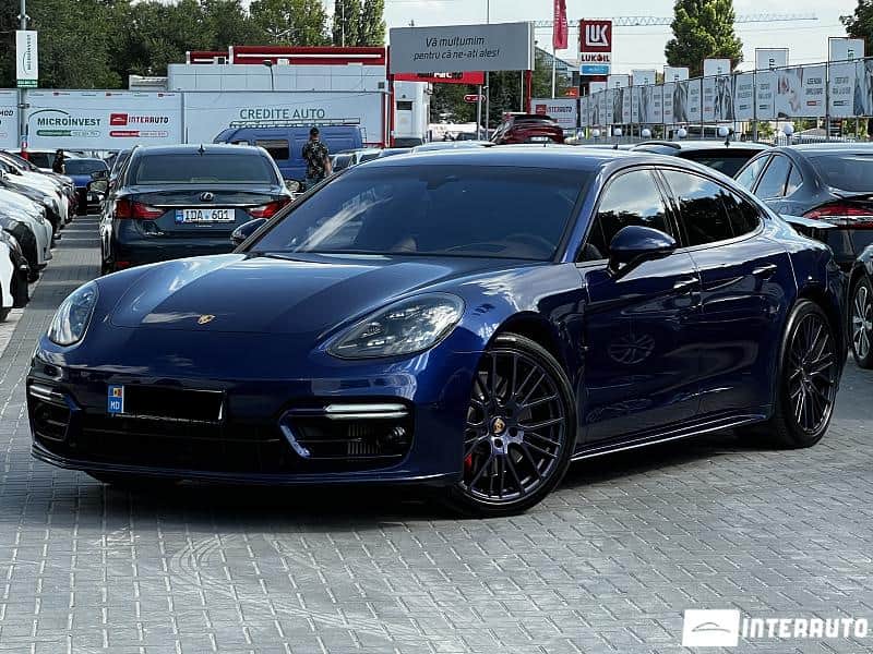 Porsche Panamera GTS 2021