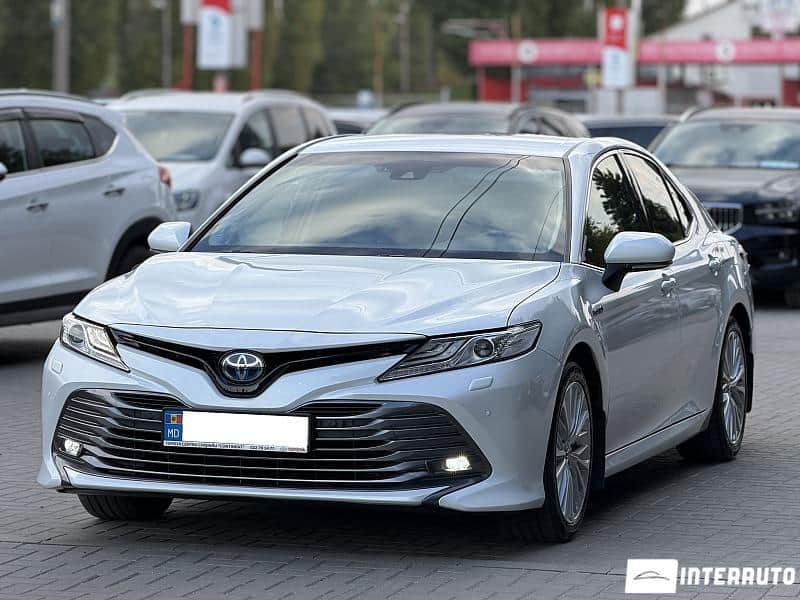 Toyota Camry 2019
