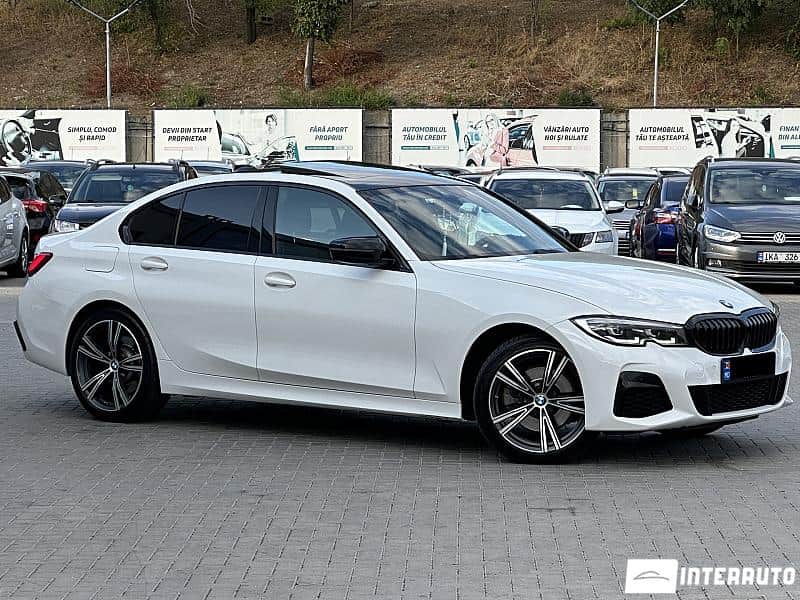 BMW 330 2019