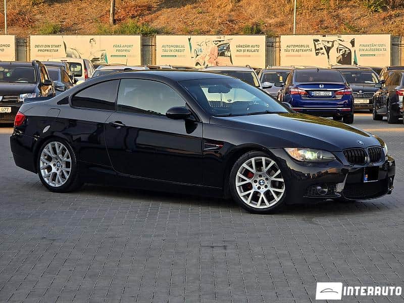 BMW 320 2009