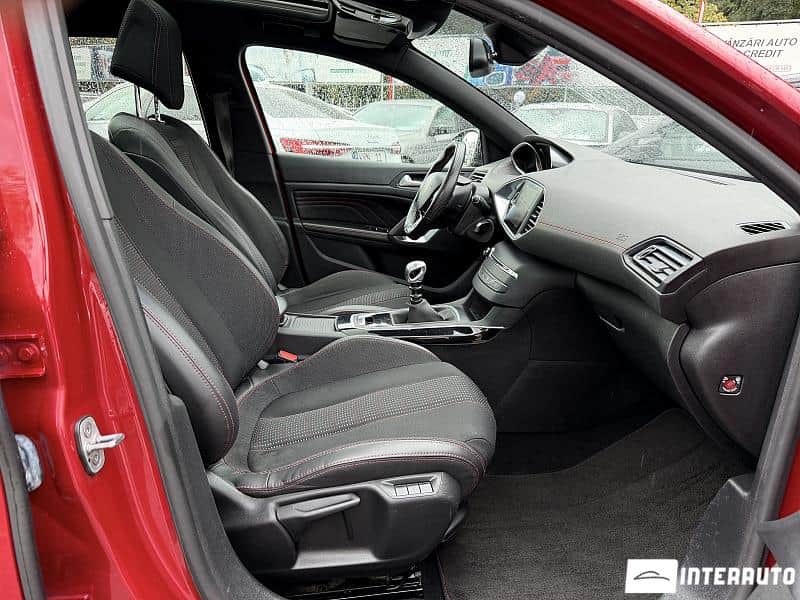 Peugeot 308 5