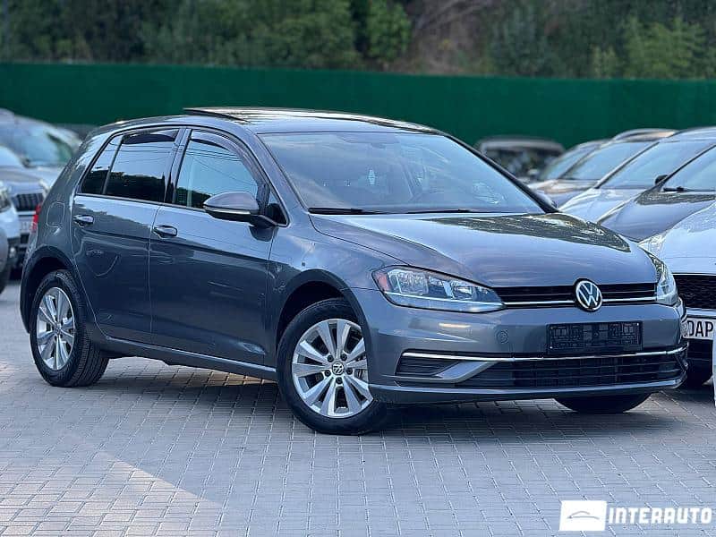 Volkswagen Golf 2021