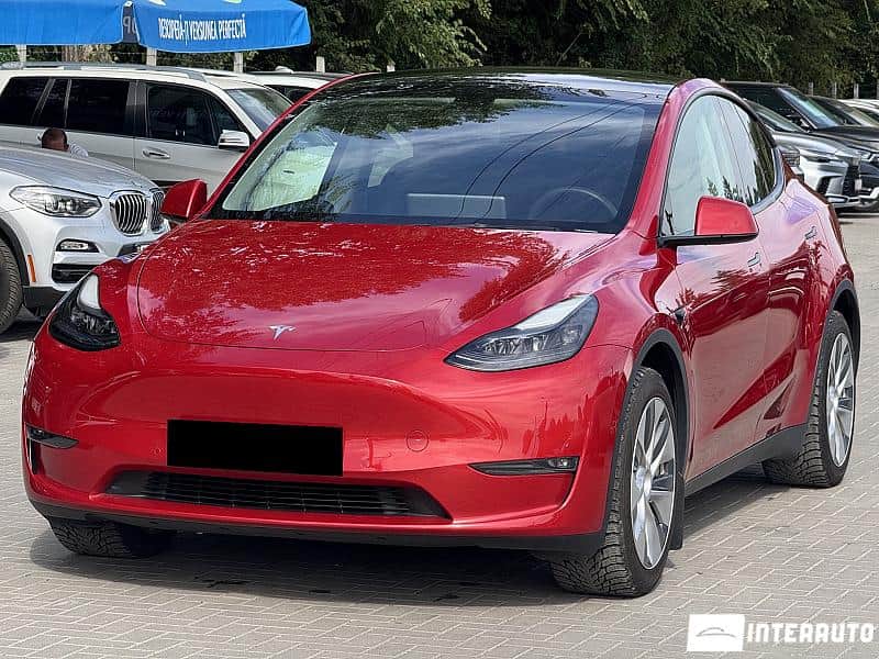 Tesla Model Y 2021