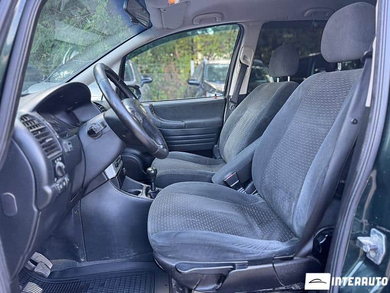 Opel Zafira 5