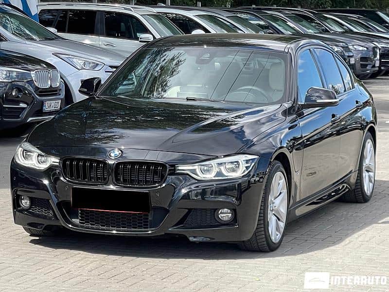BMW 330E 2016