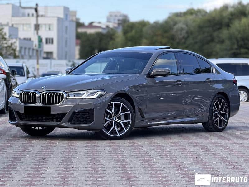 BMW 530e 2021