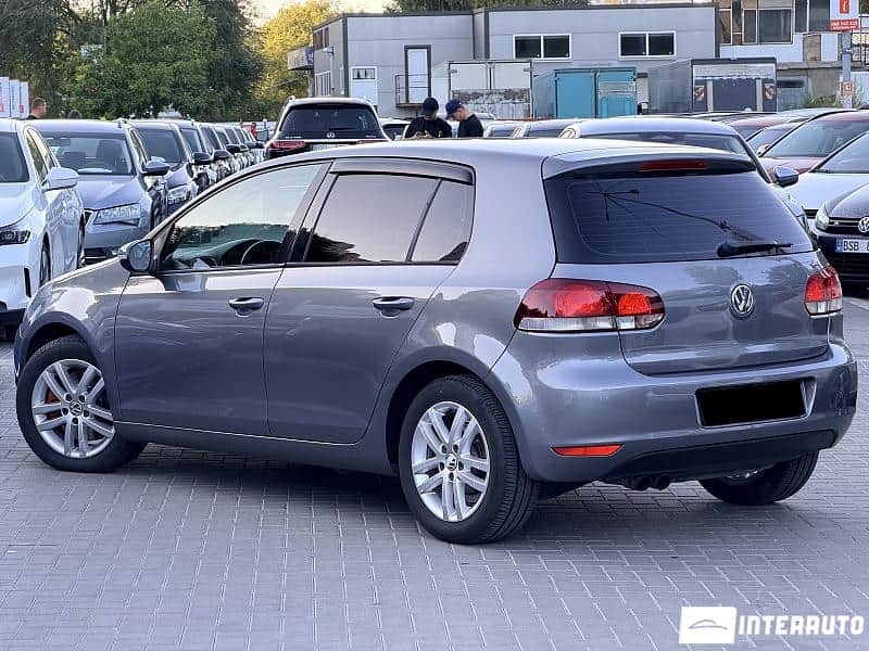 Volkswagen Golf 2