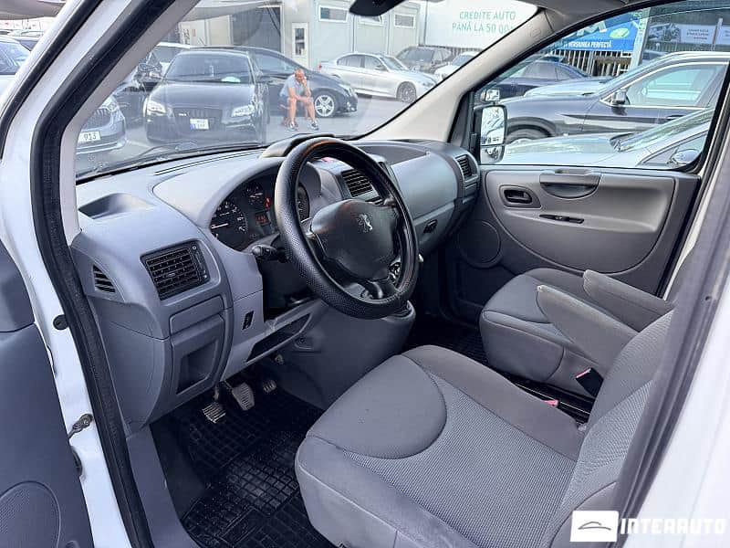 Peugeot Expert 5