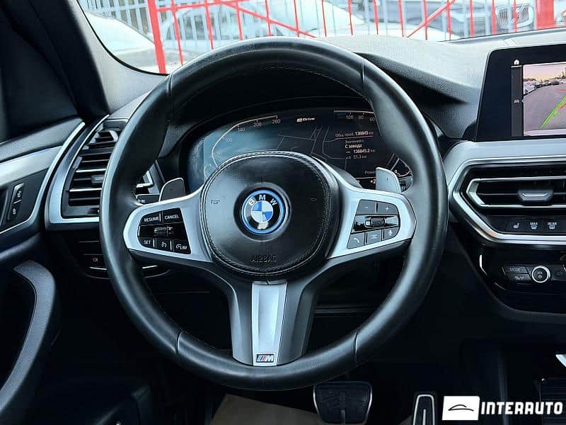 BMW X3 3.0e 5