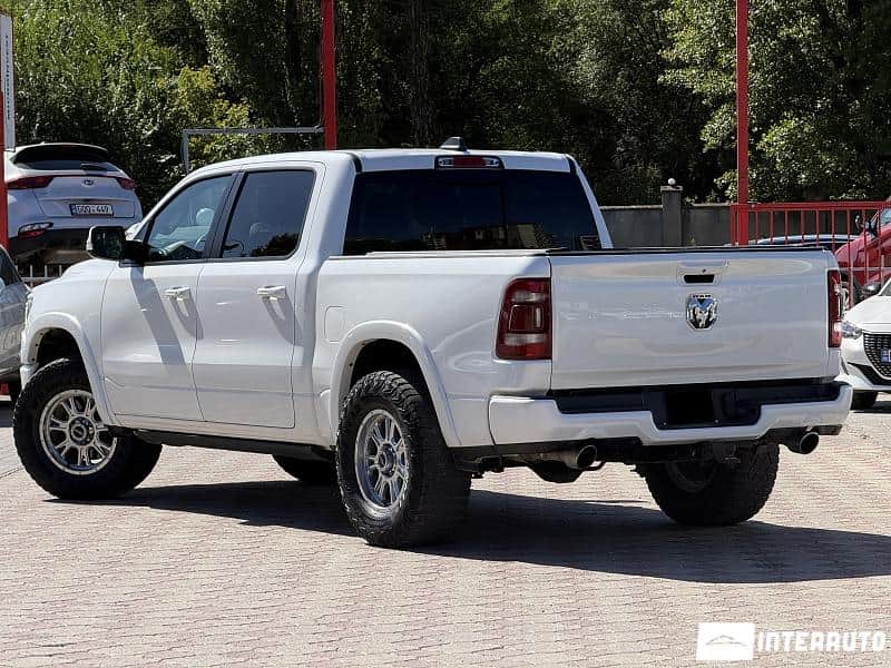 Dodge RAM 3