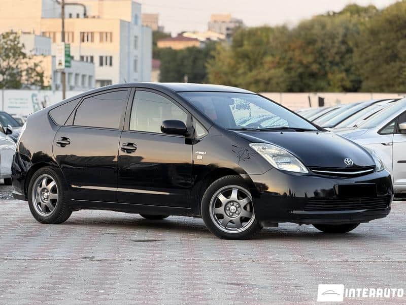 Toyota Prius 4
