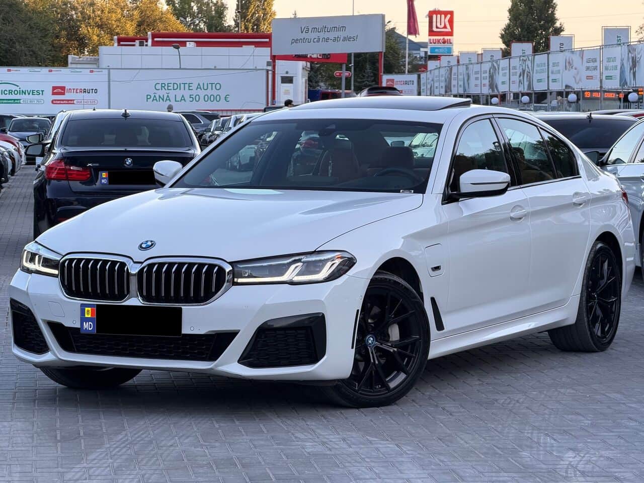 2022 BMW 530e