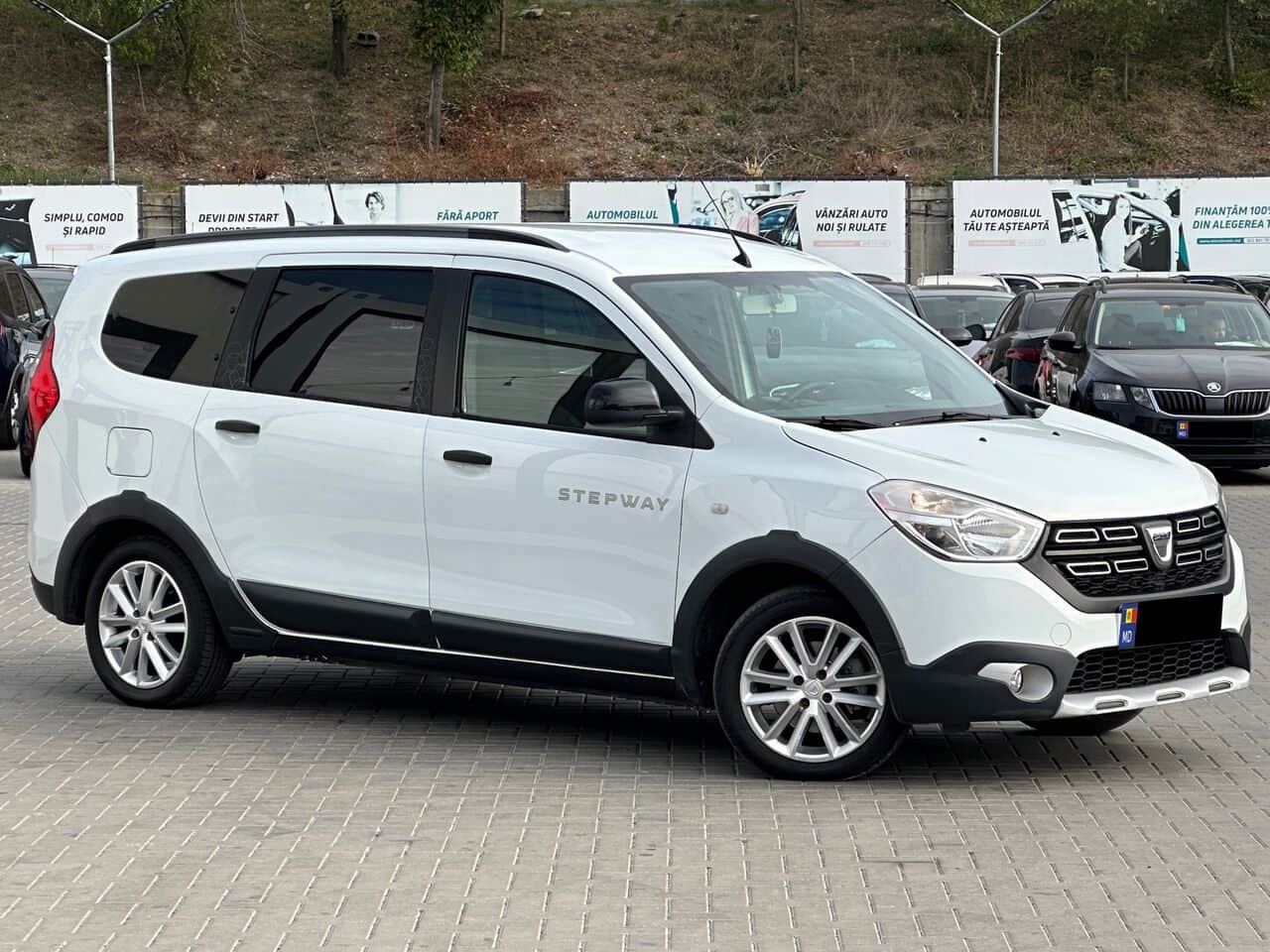Dacia Lodgy 2022 — Фото 1