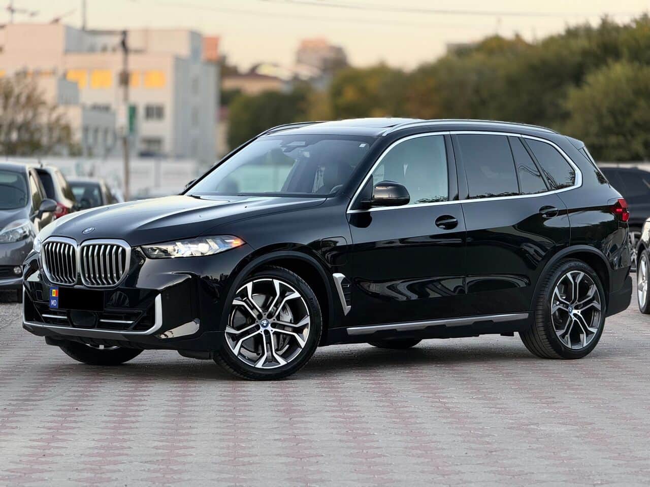 BMW X5 5.0e 2024 — Фото 1