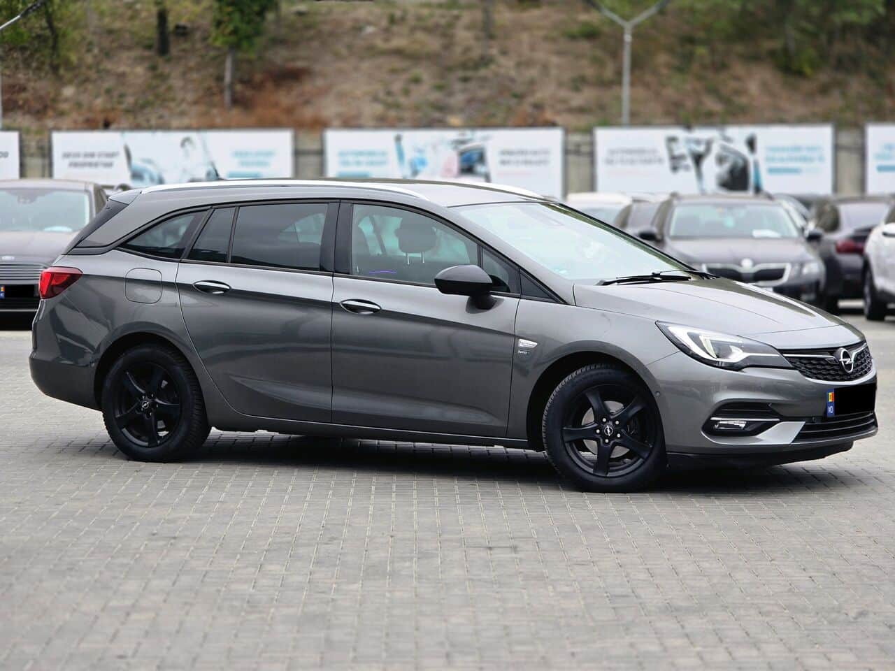 2020 Opel Astra — Foto 1