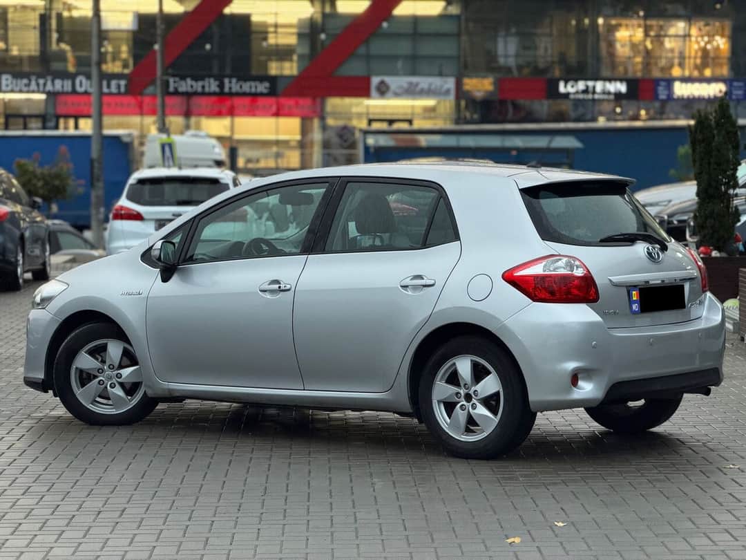 Toyota Auris 4