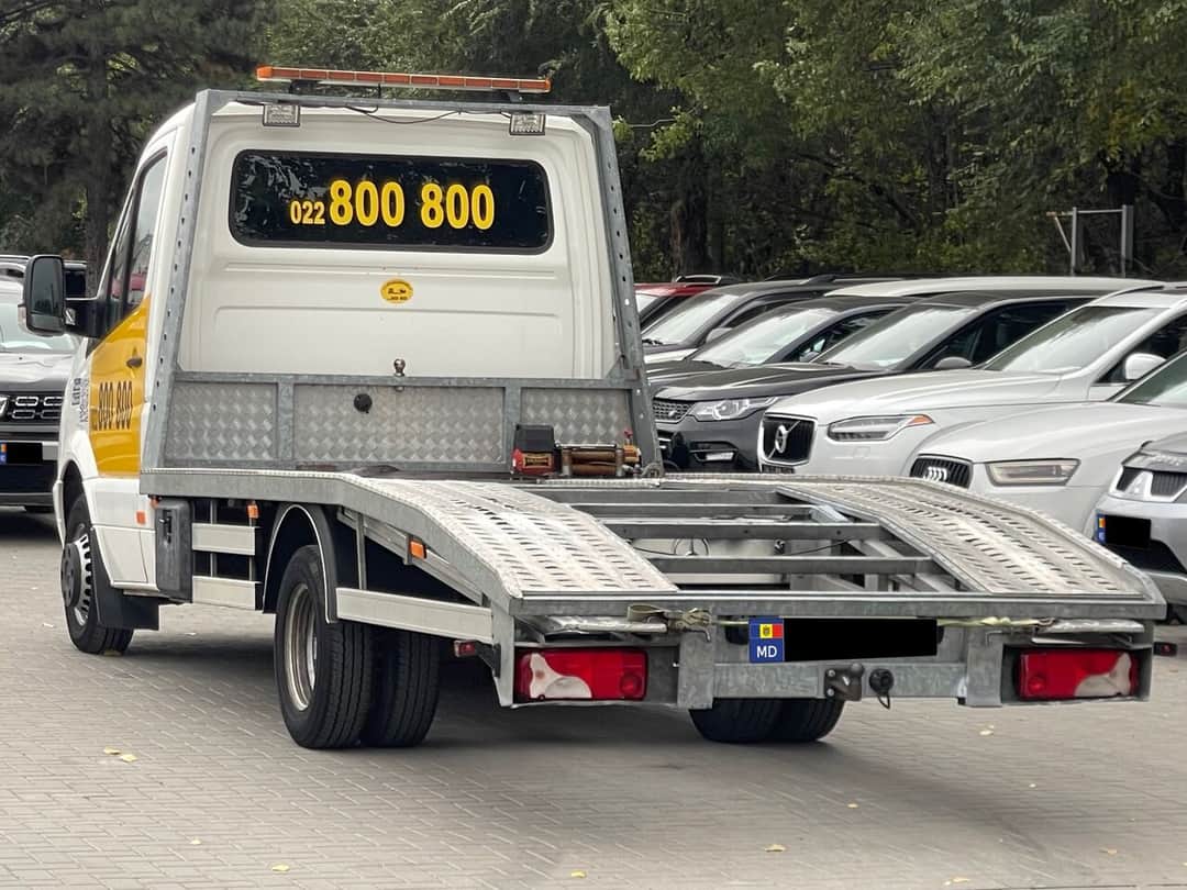 Mercedes Sprinter 4