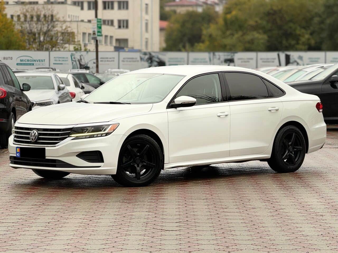 2020 Volkswagen Passat — Foto 1