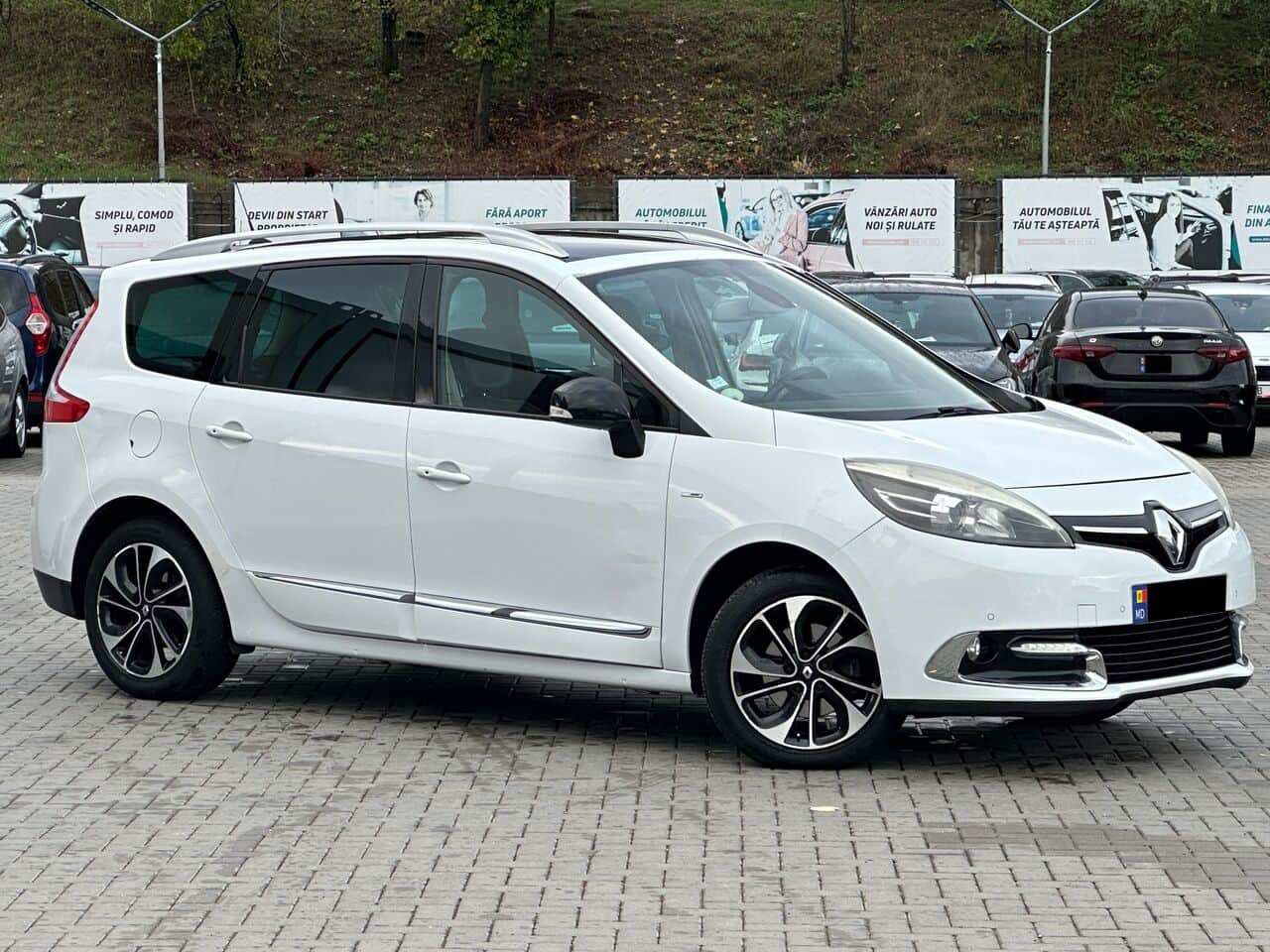 Renault Grand Scenic 2014 — Фото 1