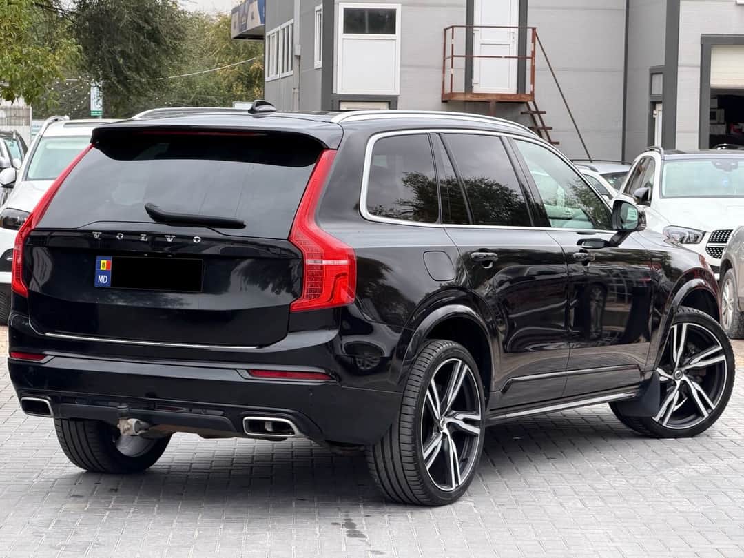 Volvo XC 90 4