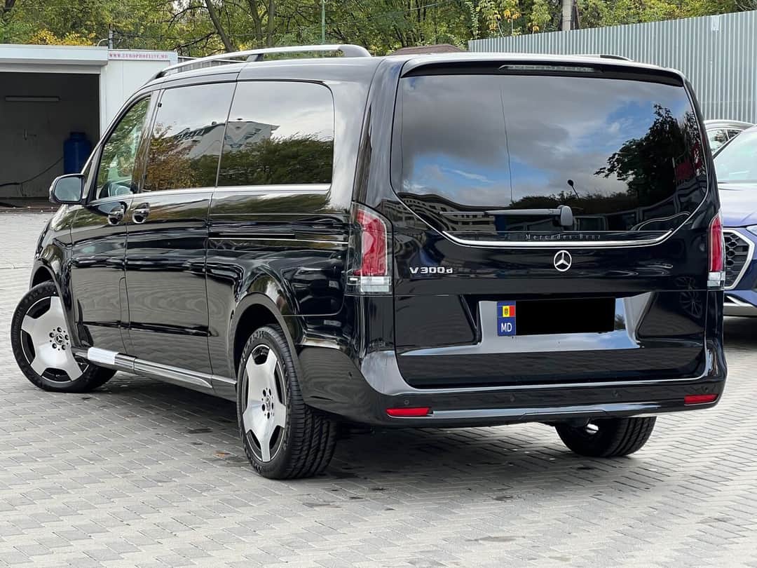 Mercedes V 300 4