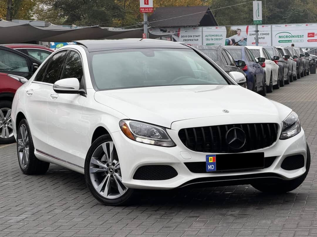 Mercedes C 300 2