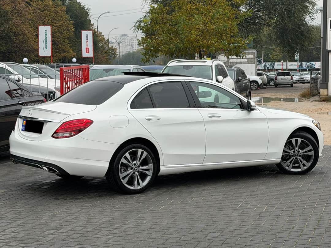Mercedes C 300 3