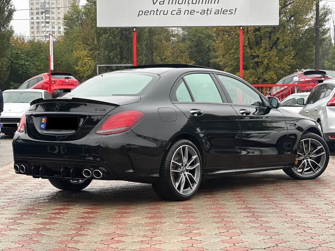Mercedes C 43 AMG 3