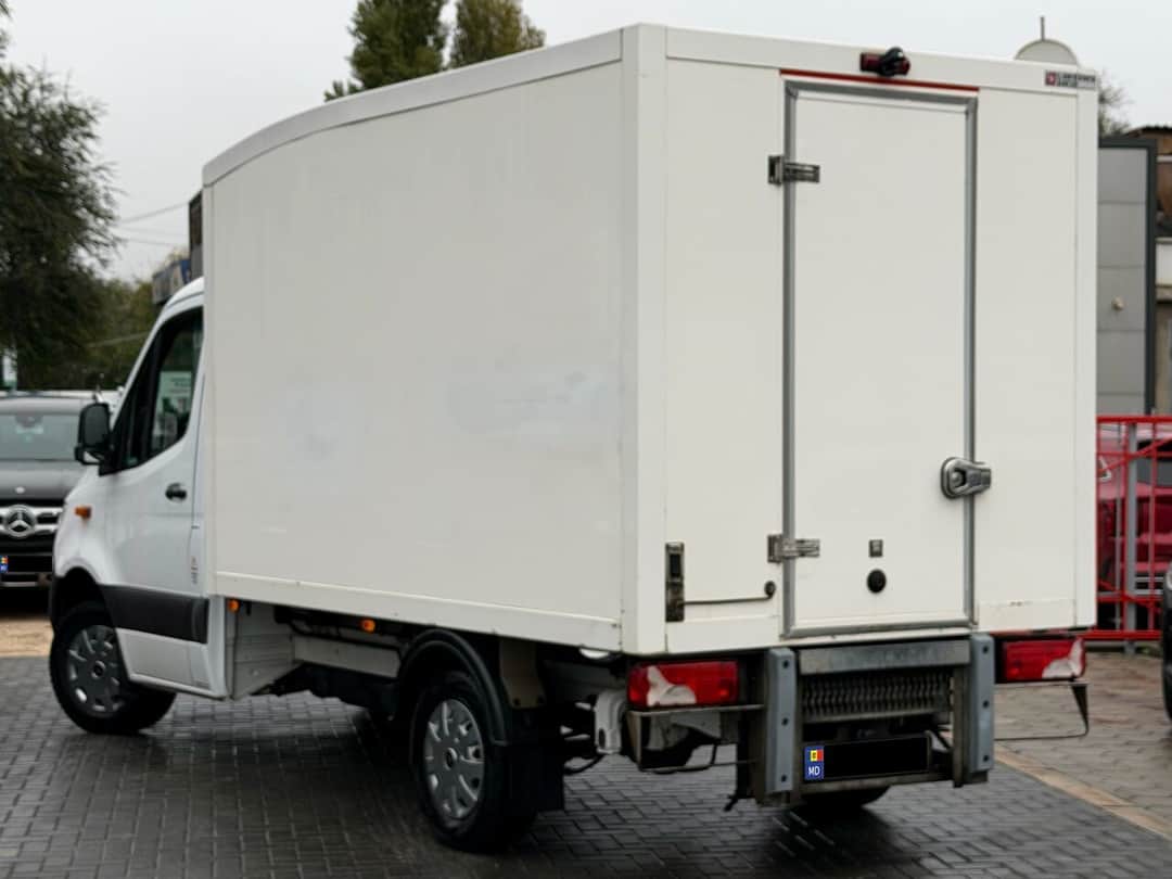 Mercedes Sprinter 3