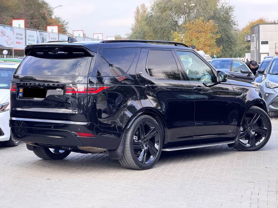 Land Rover Discovery 4