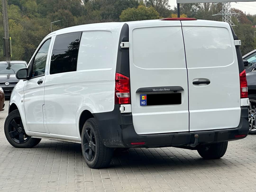 Mercedes Vito 4