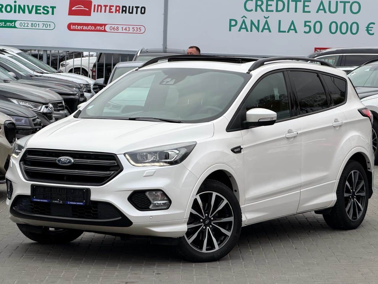 2019 Ford Kuga — Foto 1
