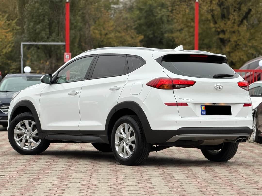 Hyundai Tucson 4