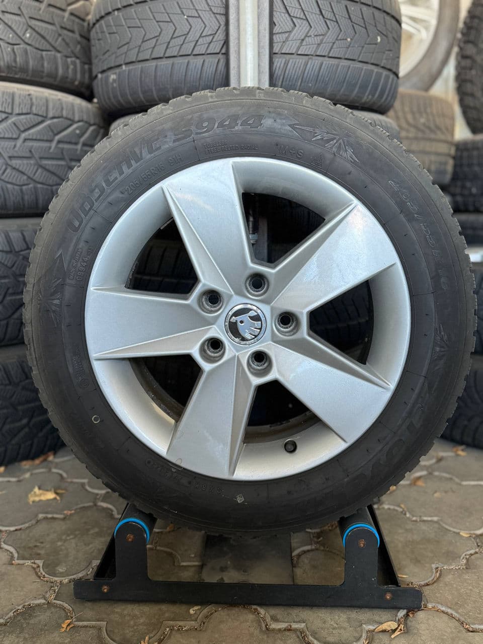 205/55 R16 Roti Skoda Octavia Toyo Tires | Комплект Диски/Шины Шкода Октавия