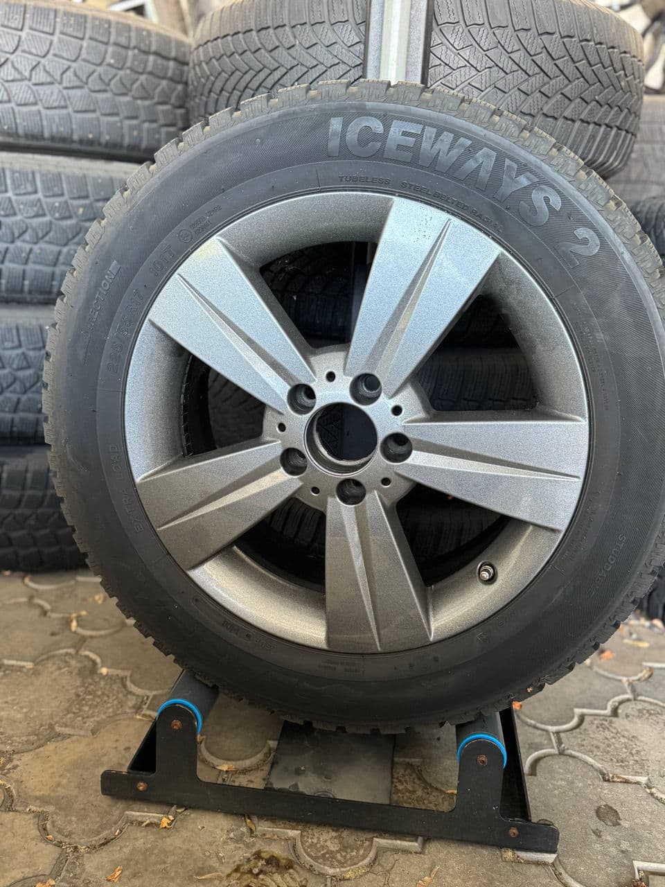 225/55 R17 Roti Mercedes Viano / V class Lassa | Комплект Диски/Шины Мерседес Виано / В Класс