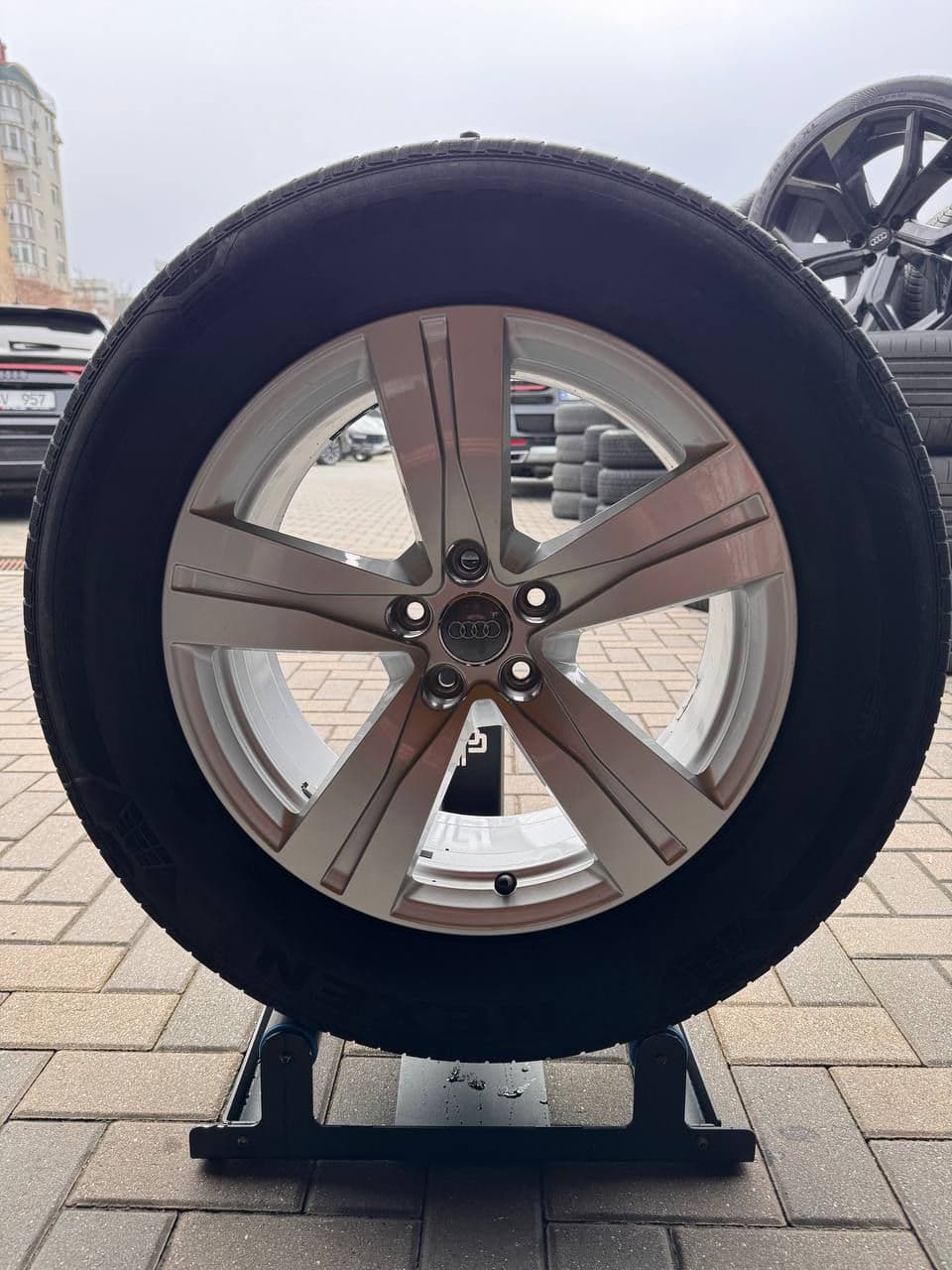 255/60 R18 Roti Audi Q7 Nexen - Комплект Диски/Шины Ауди Q7